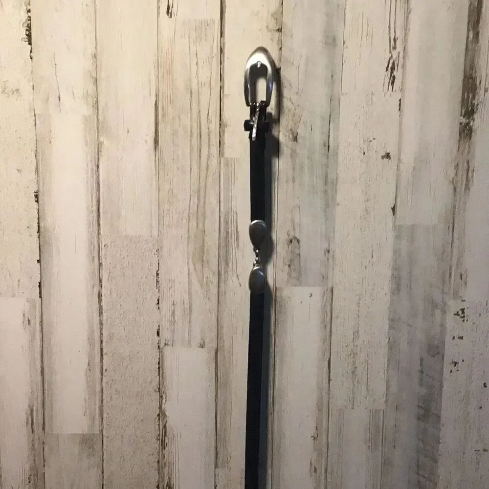 Built by Dexter genuine leather 32 inch silver tone embellishments